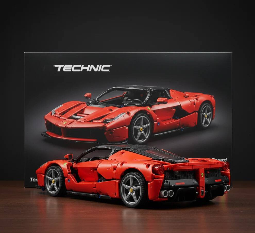 GM Ferrari Daytona SP3 - 3778 Pieces