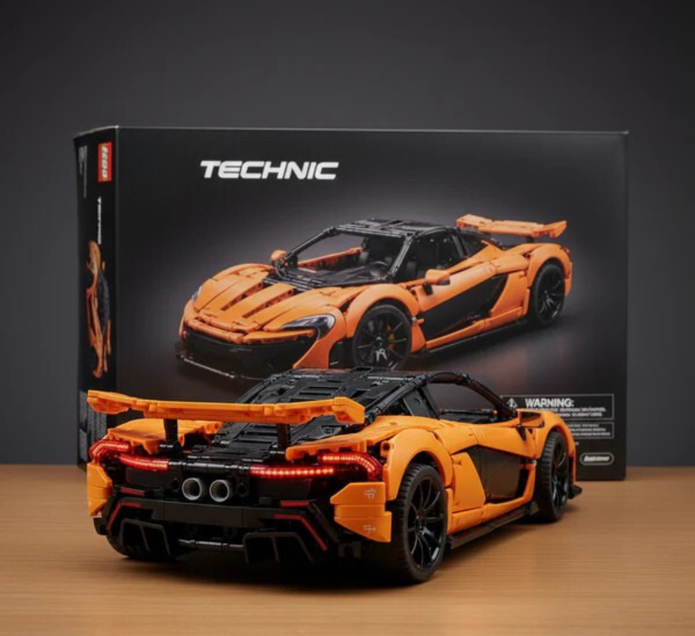 GM McLaren P1 - 3893 Pieces